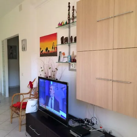 Finestra Sul Mare Апартаменты Коголето